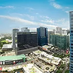 Skyline Serenity 2Br Suite W Balcony Uptown Bgc